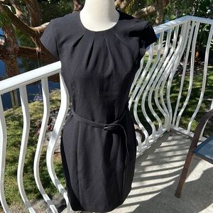 HM dress size small